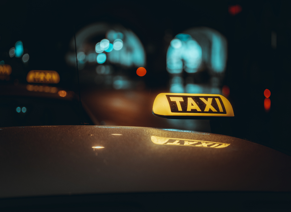 150 тысяч рублей и новый автомобиль: волгоградские таксисты сразятся за звание лучшего