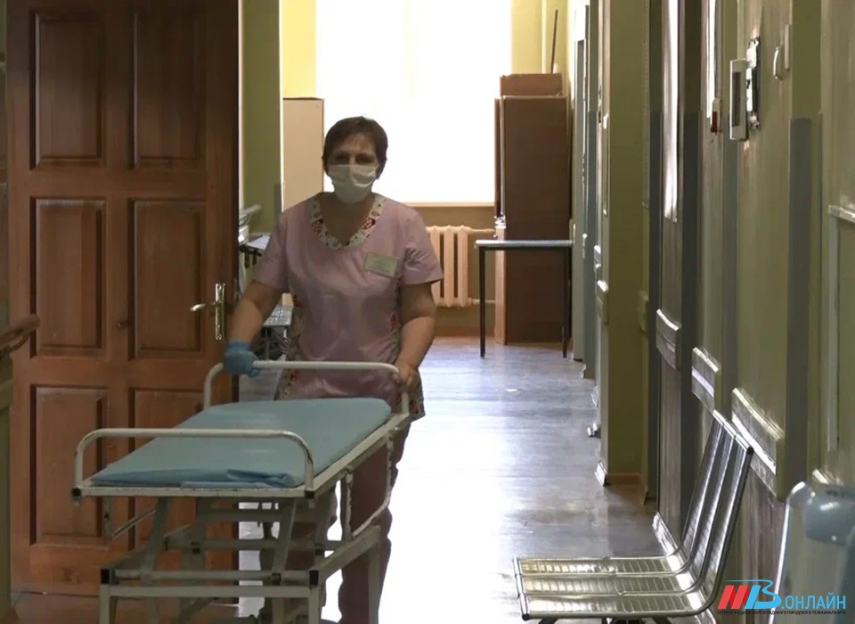 Под Волгоградом 26-летняя девушка борется со страшными болезнями