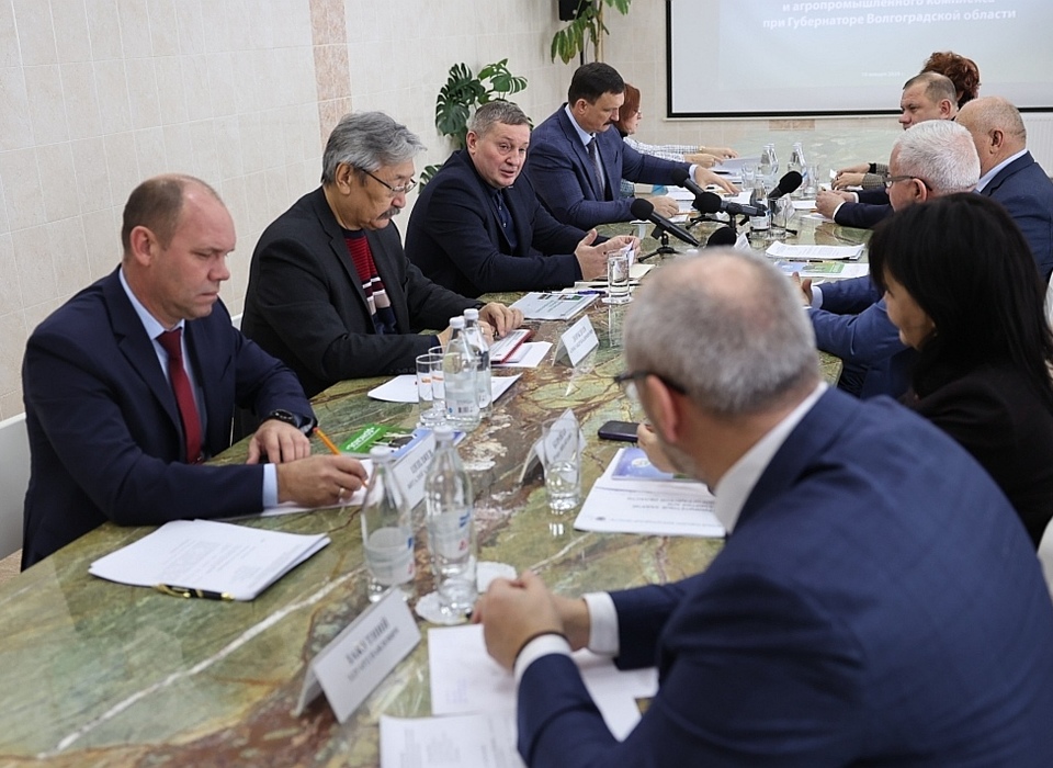 Губернатор Волгоградской области обозначил ключевые задачи развития АПК на 10 лет
